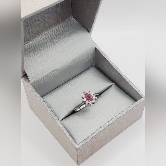 Ruby Ring - Picture 9 of 9